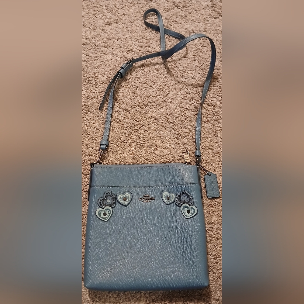 Coach Robin’s Egg Blue Crossbody w/ Heart Appliqué – Gunmetal HW – NWOT - Picture 11 of 11